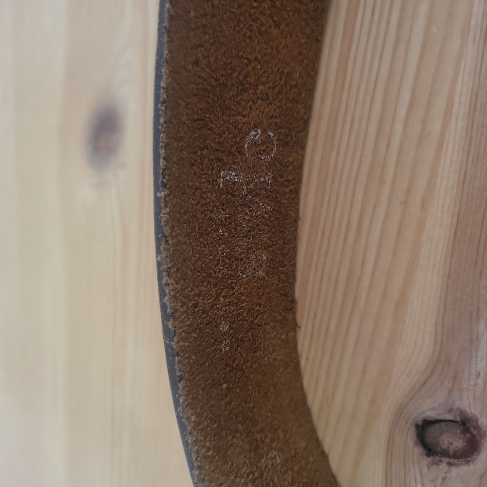 Classic Brown Leather Belt - Picture 8 of 8